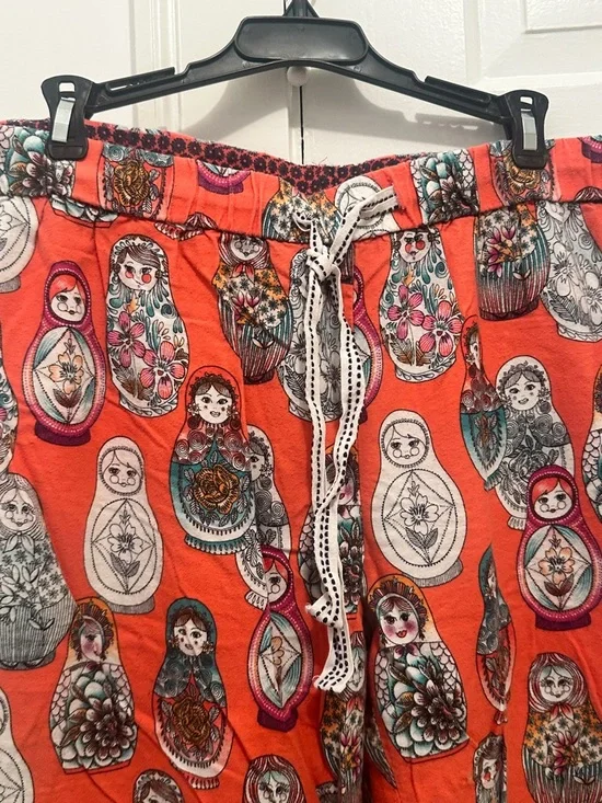 Anthropologie Eloise Red Matryoshka Russian Nesting Doll Print Lounge Pants - Picture 4 of 8